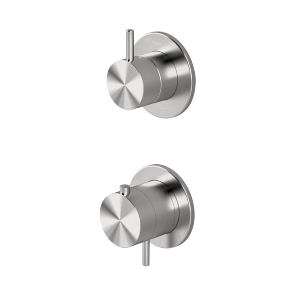 Thermostatic shower mixer with integrated 2-way diverter