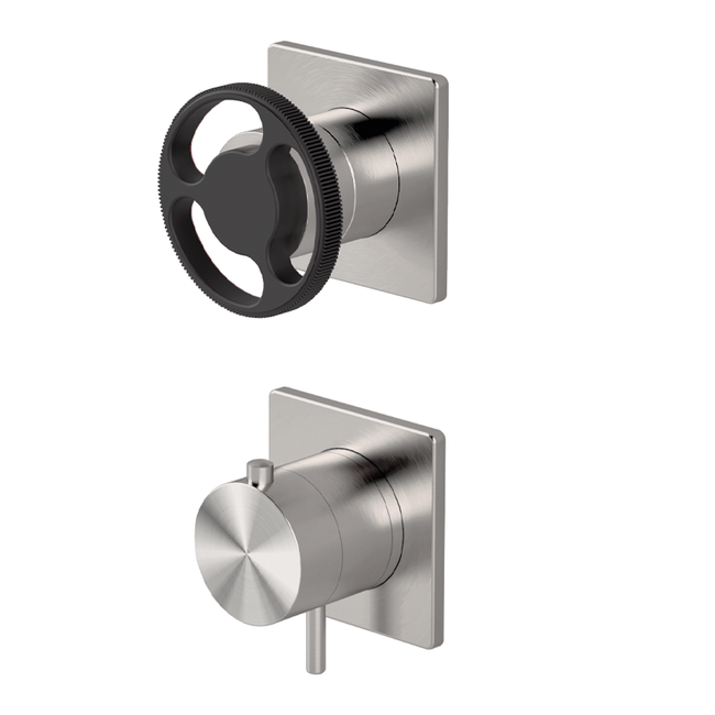 Thermostatic shower mixer with integrated 2-way diverter