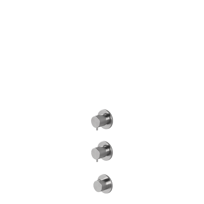 Thermostatic mixer with 2 manifolds